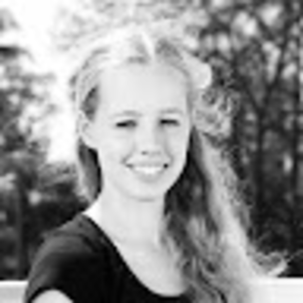 Meet your Posher, Caroline